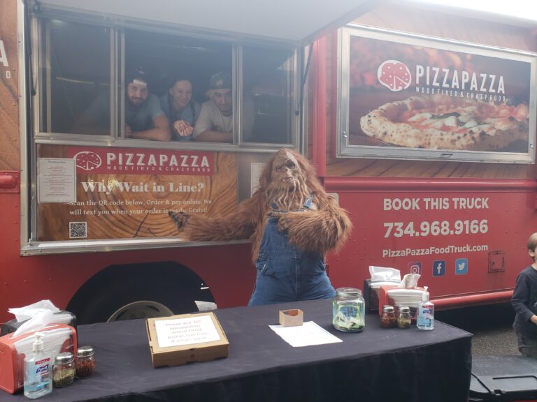 PizzaPazza Event serving Neapolitan pizza