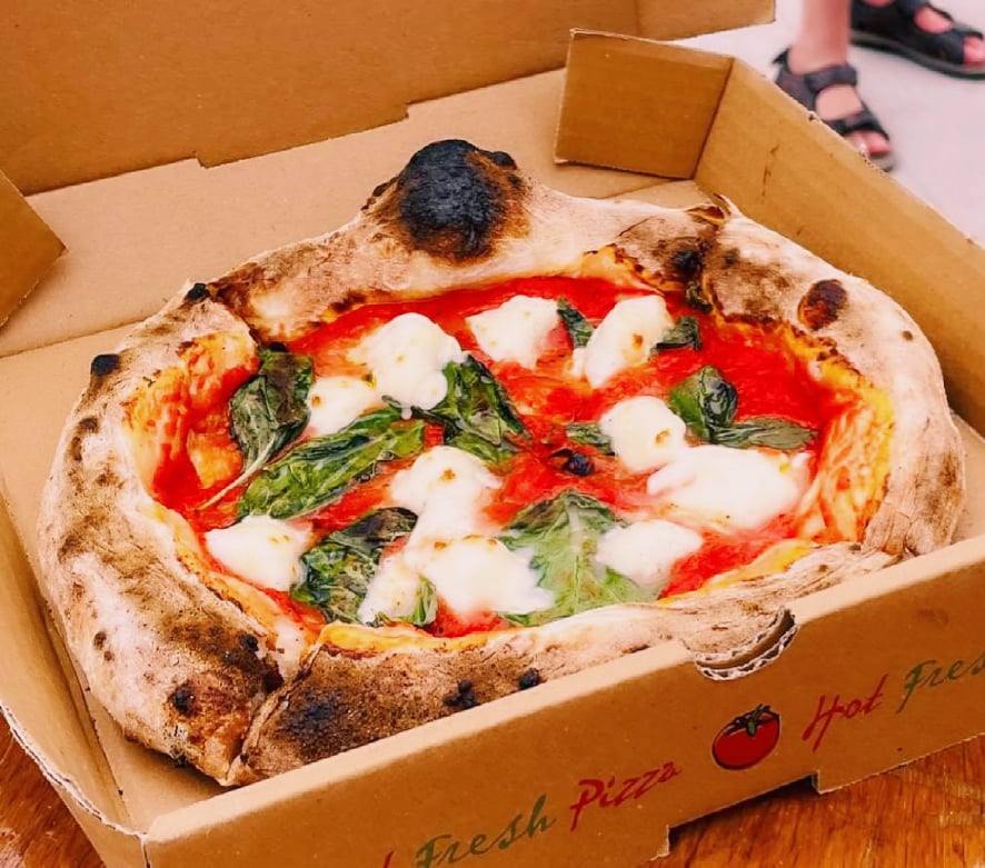 Neapolitan pizza from Pizzapazza